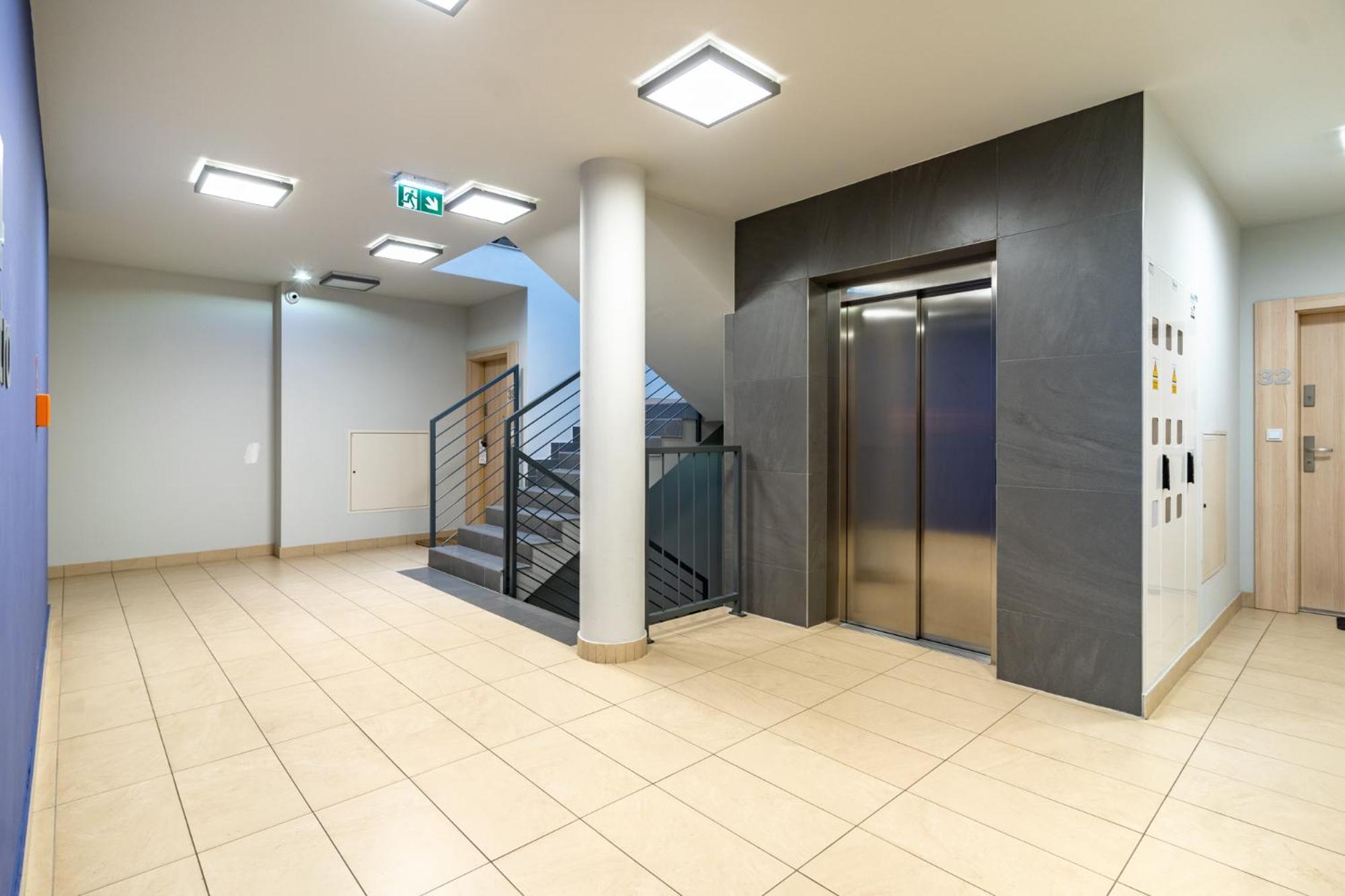 Szurmana Modern Studio Katowice Luaran gambar